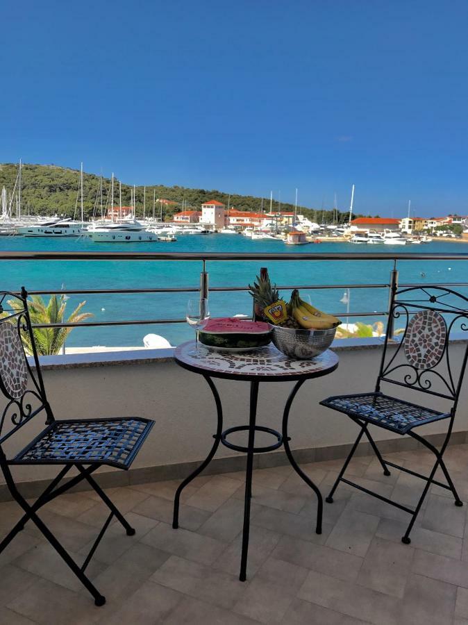 Apartments Villa Marina Rogoznica  Εξωτερικό φωτογραφία