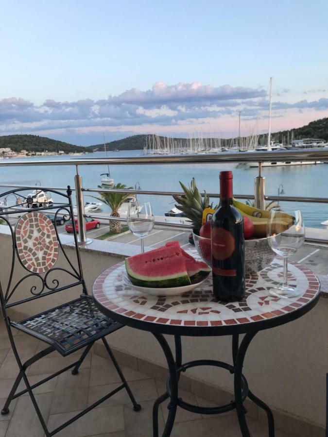 Apartments Villa Marina Rogoznica  Εξωτερικό φωτογραφία